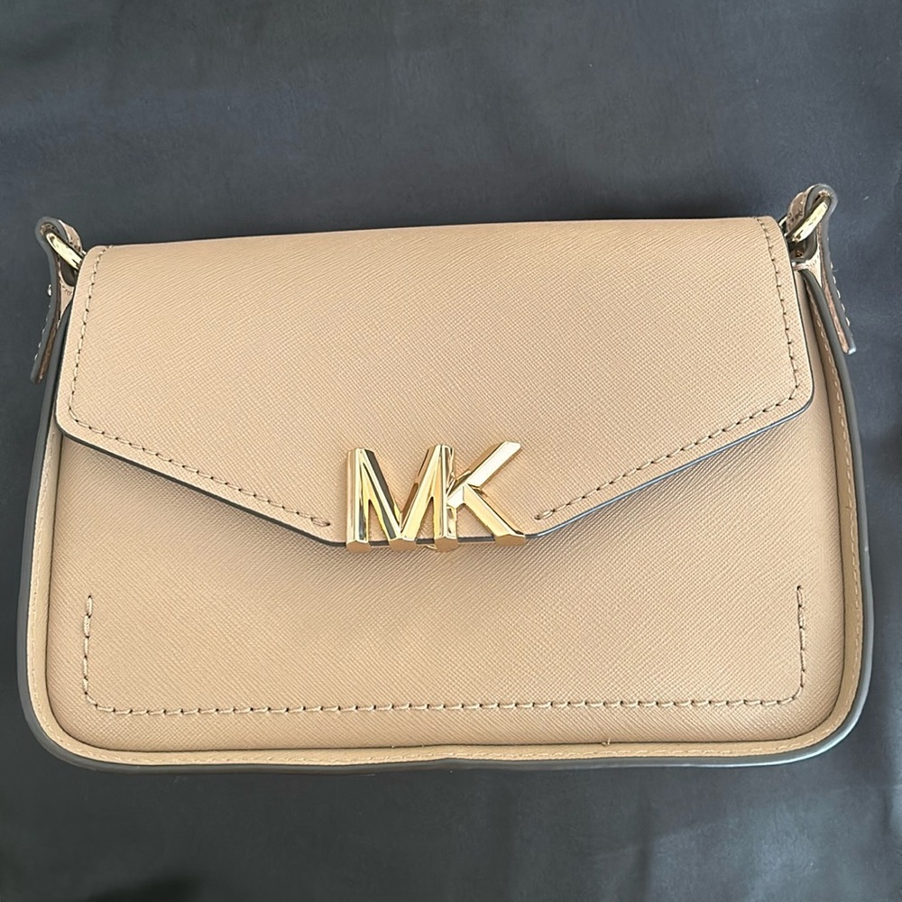Michael Kors crossbody bag retail 258